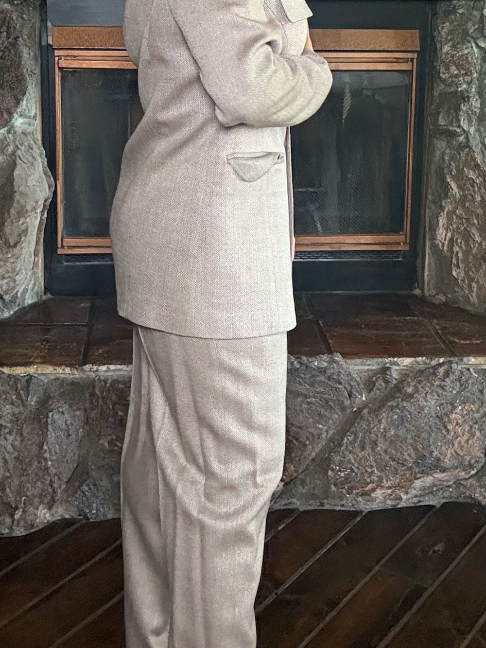 Morgan Taylor women  Two-Piece Suit in Taupe - Picture 11 of 13